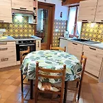 公寓 Les Hirondelles F2 圣玛丽欧米讷